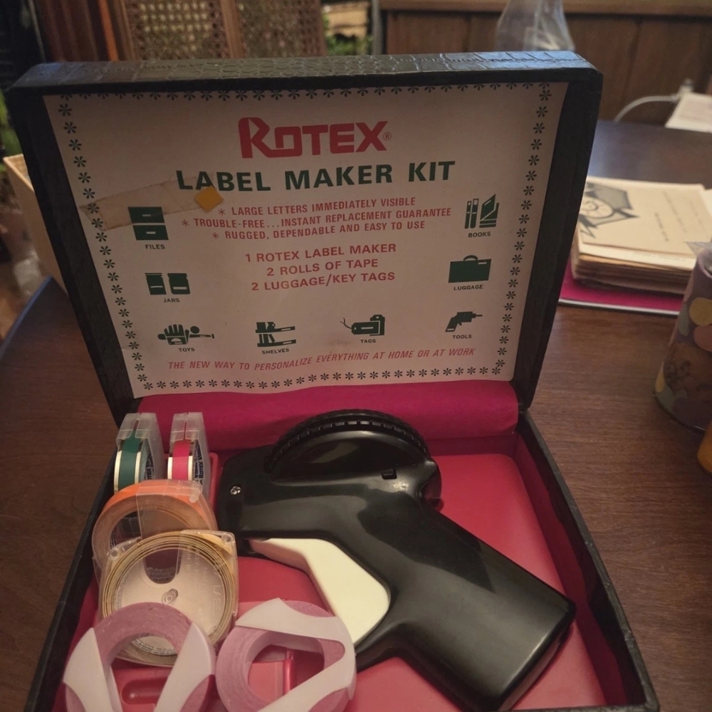 Black Label Maker Kit